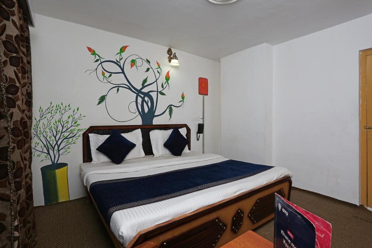 Oyo Flagship Hotel Palace Pahalgām Eksteriør billede