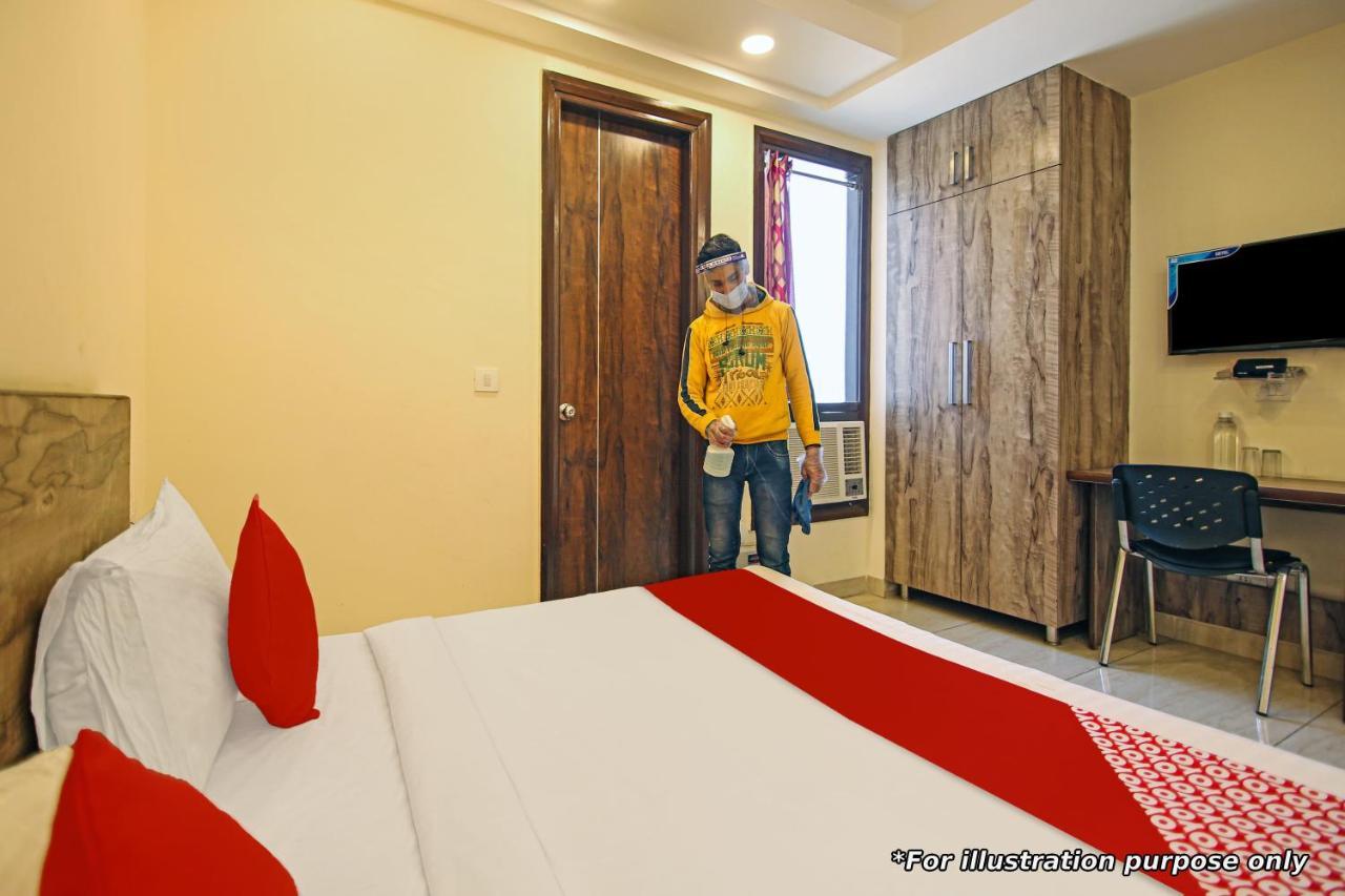 Oyo Flagship Hotel Palace Pahalgām Eksteriør billede